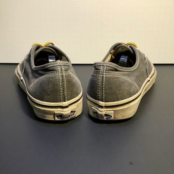 Unisex VANS Authentic Low Top Gray Lace Up Sneakers / Size US 6.5 M - US 8 W - Picture 5 of 10